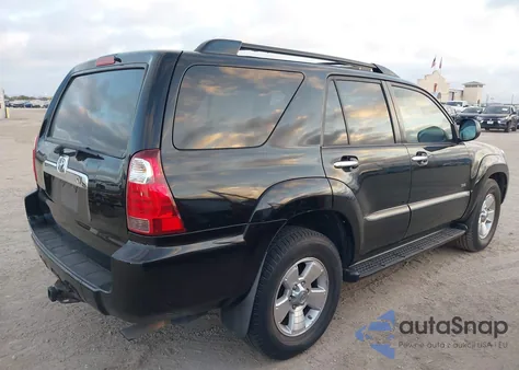 2007 Toyota 4Runner Sr5 V6 z USA, uszkodzony, nr VIN JTEZU14R670098371